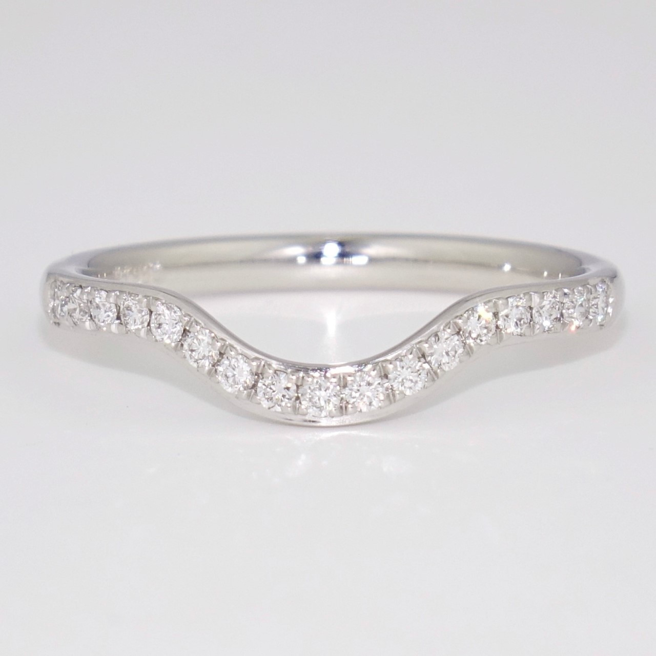 Diamond Wishbone Ring ET1592