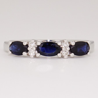 9ct white gold sapphire and diamond ring