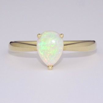 9ct yellow gold pear shaped opal ring