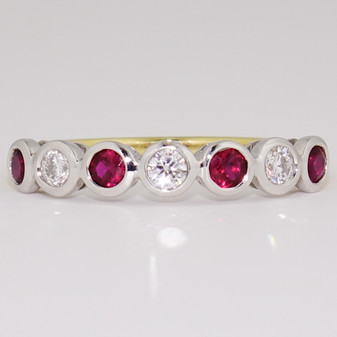18ct gold ruby and diamond ring