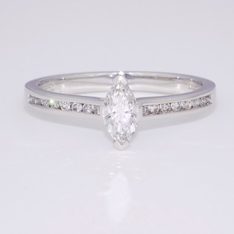 Platinum diamond solitaire ring with diamond-set shoulders GR3944