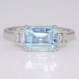 Platinum aquamarine and diamond ring