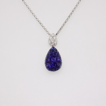 18ct white gold tile-set sapphire and diamond cluster pendant