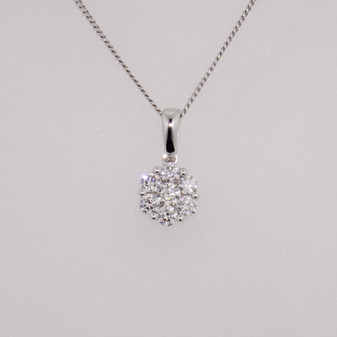 9ct white gold seven diamond cluster pendant