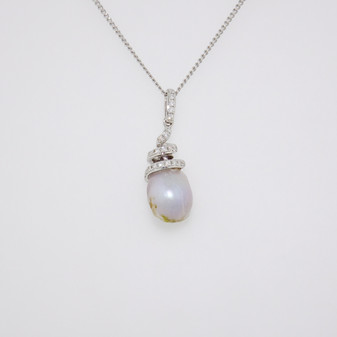 18ct white gold Scottish freshwater pearl and round brilliant cut diamond spiral pendant