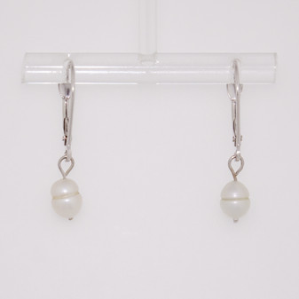 18ct white gold Scottish freshwater pearl hoop earrings