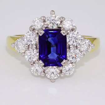 18ct gold sapphire and diamond cluster ring