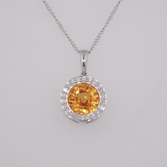 18ct white gold spessartine garnet and diamond pendant PE4552