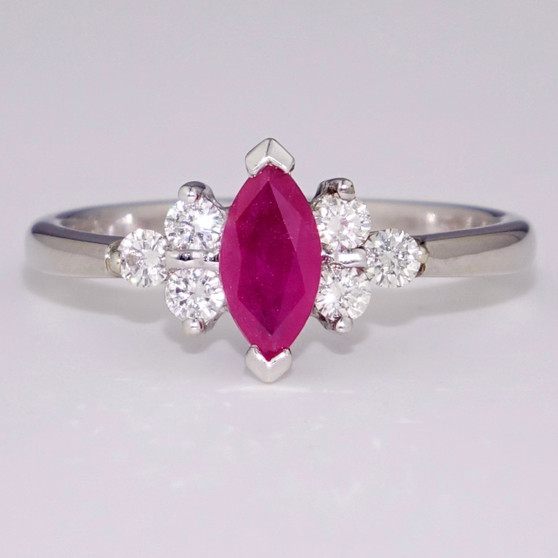 18ct white gold ruby and diamond ring GR3008