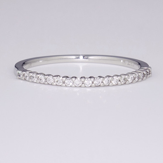 Platinum diamond eternity ring ET1380