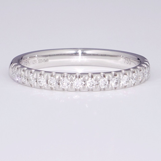 18ct white gold diamond eternity ring ET1404