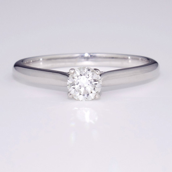 18ct white gold diamond solitaire ring GR3840