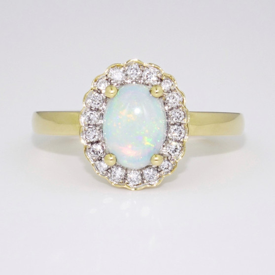 18ct gold opal and diamond ring