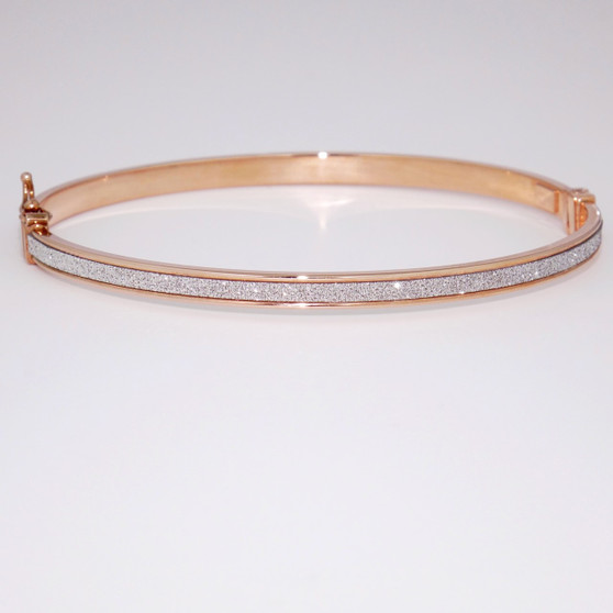 9ct rose gold diamond-cut bangle BA997