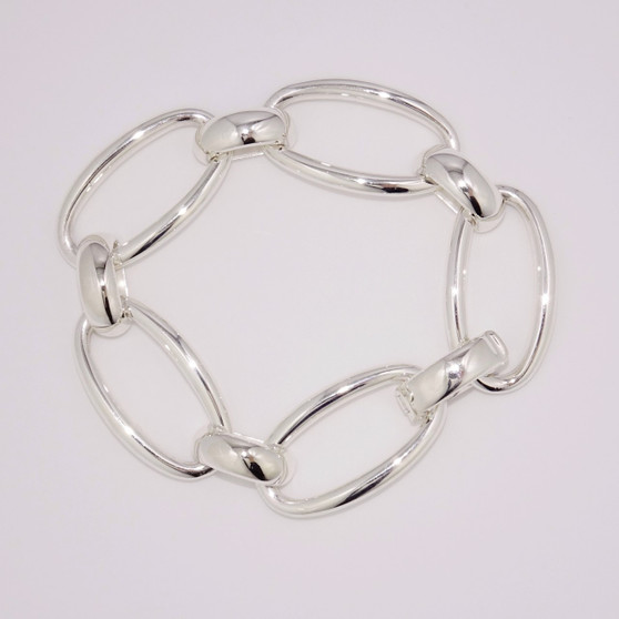 Silver oval link bracelet SBRA63