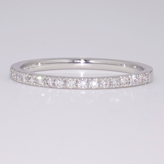 Platinum diamond-set band