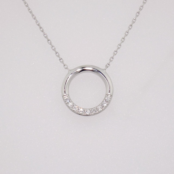 9ct white gold diamond circle necklace