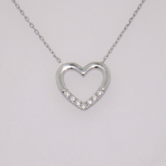 9ct white gold diamond heart necklace
