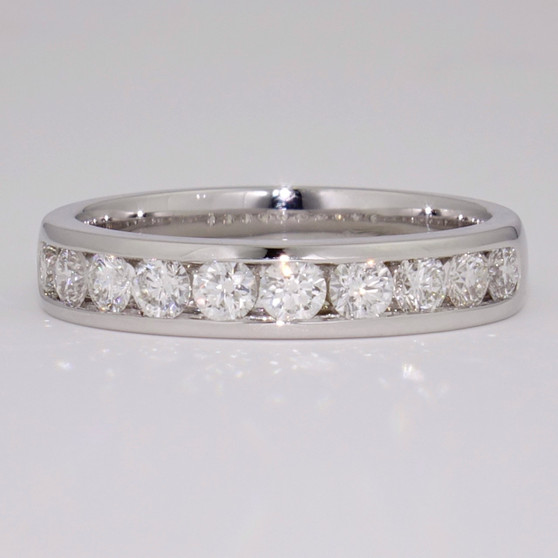 18ct white gold round brilliant cut diamond channel set ring