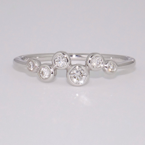 9ct white gold diamond bubble ring