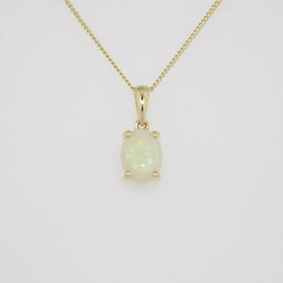 9ct gold cabochon cut opal pendant
