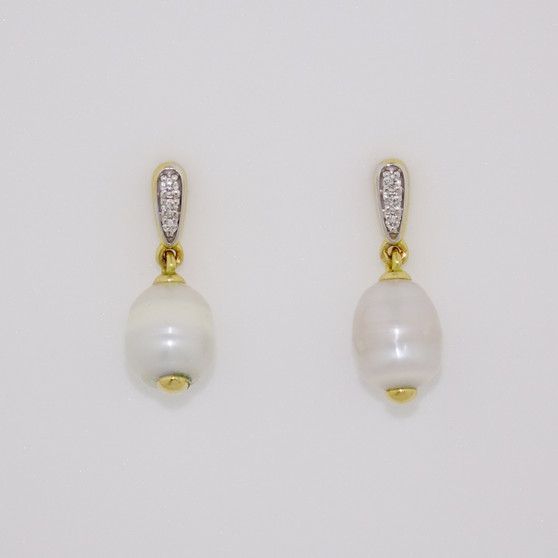 18ct gold Scottish freshwater pearl and diamond drop earrings