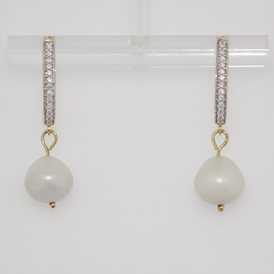 18ct gold Scottish freshwater pearl and diamond drop earrings
