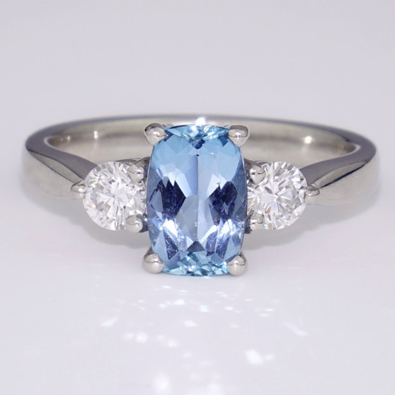 Platinum aquamarine and diamond ring