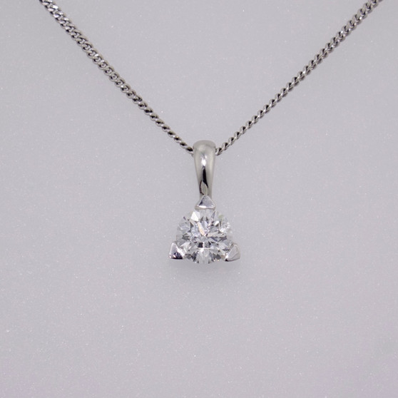 18ct white gold round brilliant cugt diamond solitaire pendant with three claws