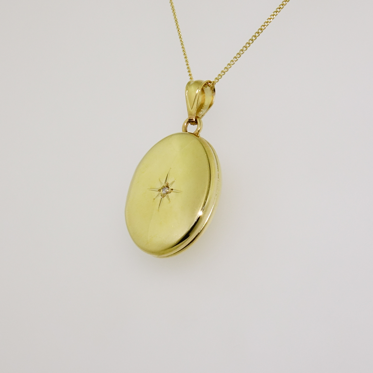 Gold Locket LOC801