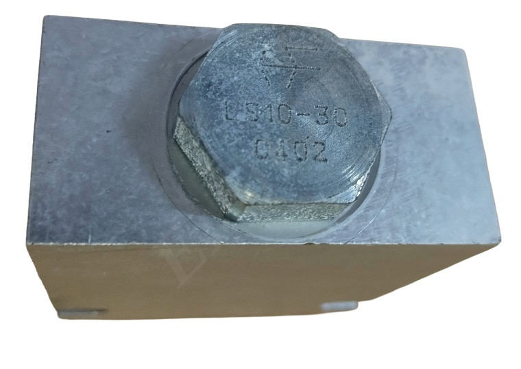 HYDRAFORCE LS10-30-8T-N SHUTTLE VALVE SAE-8 PORT 3000PSI