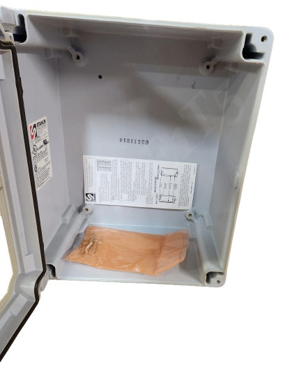 WASHDOWN ENCLOSURE BOX 11-1/4 X 9-1/4 X 6 CLEAR COVER