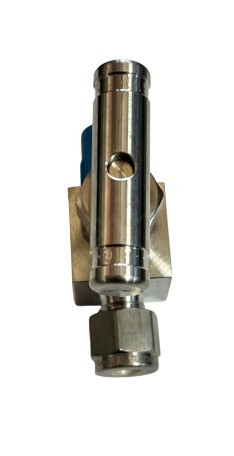 SWAGELOK SS-20VM4-S4 NEEDLE VALVE 1/4 MNPT X 1/4 TUBE BRASS