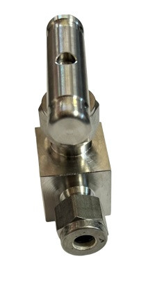 SWAGELOK SS-20VM4-S4 NEEDLE VALVE 1/4 MNPT X 1/4 TUBE BRASS