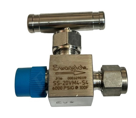 SWAGELOK SS-20VM4-S4 NEEDLE VALVE 1/4 MNPT X 1/4 TUBE BRASS