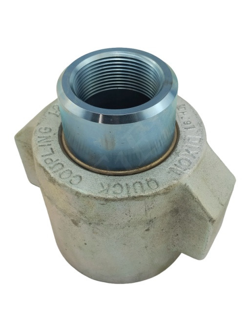 DIXON 12WSF12 HYDRAULIC DISCONNECT WINGSTYLE SOCKET STEEL BODY MATERIAL 1-1/2 IN NPTF X 1-1/2 – 11-1/2 FEMALE THREAD 5000 PSI 1-1/4 IN BODY SIZE BUNA-N SEAL WS-SERIES