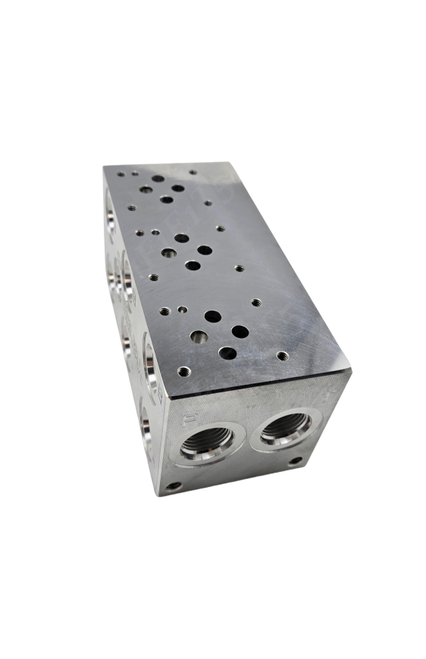 DAMAN AD03P032S/C PARALLEL CIRCUIT MANIFOLD STANDARD FLOW 3 STATION