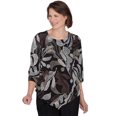 Women's Textured Leaf Top With Necklace