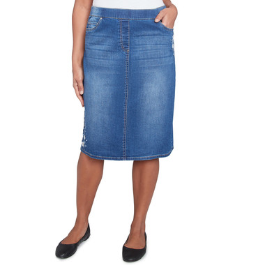 MEDIUM INDIGO Petite Women's Floral Embroidered Denim Skirt