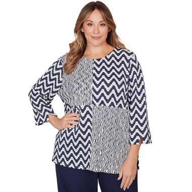 Plus Women's Textured Panel Spliced Knit Top
