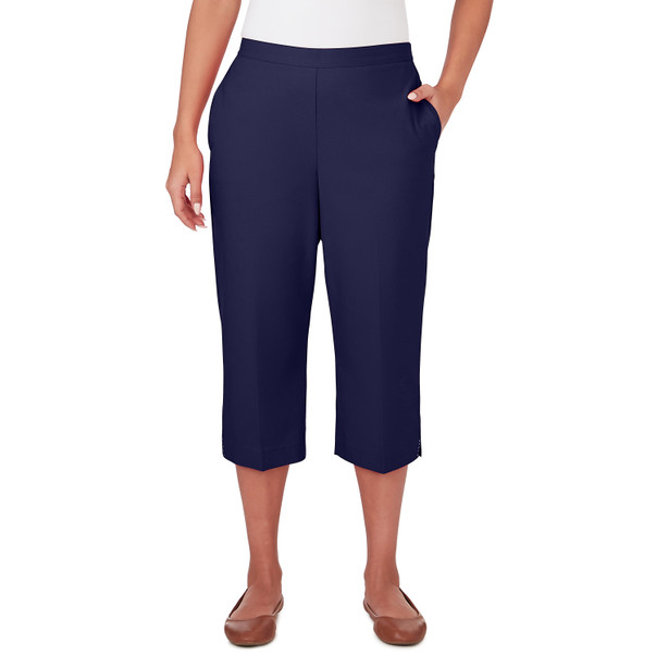 Women's Twill Capri With Pockets