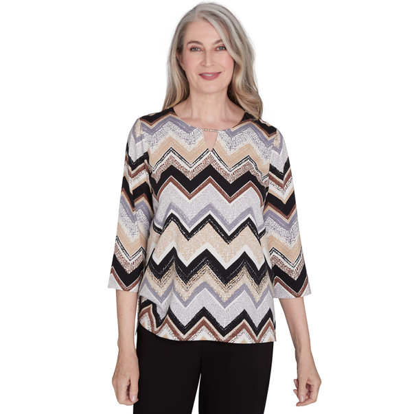 Petite Women's Zig Zag Split Neck Top