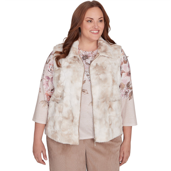 Plus Women's Faux Fur Collared Vest
