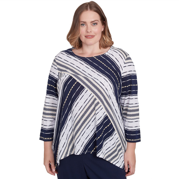 Plus Women's Spliced Stripe Crew Neck Textured Top
