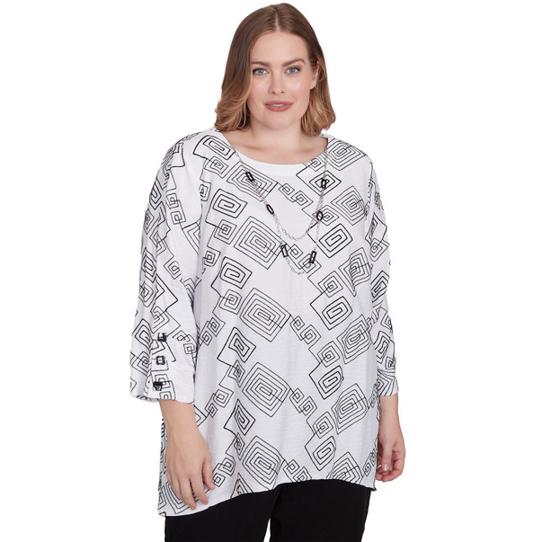 Plus Women's Geometric Woven Top With Necklace