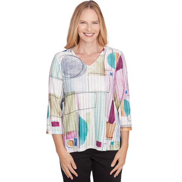 Petite Women's Geometric V-Neck Three Quarter Sleeve Top
