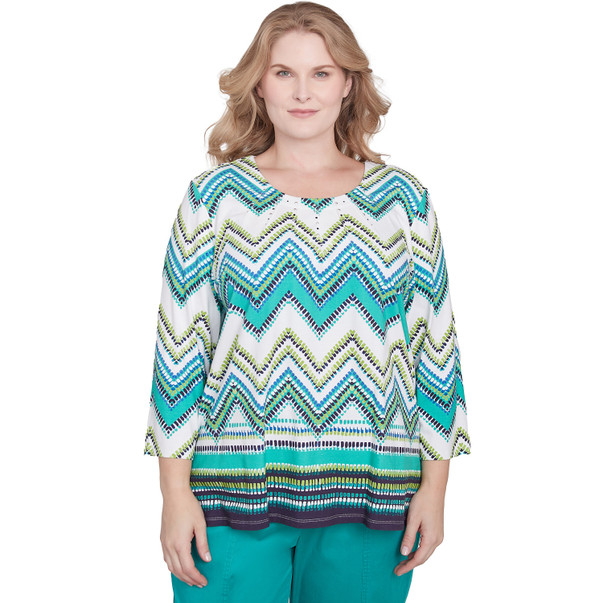 Plus Women's Pleated Neckline Chevron Top