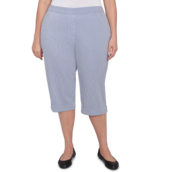 Plus Women's Striped Cuffed Clamdigger