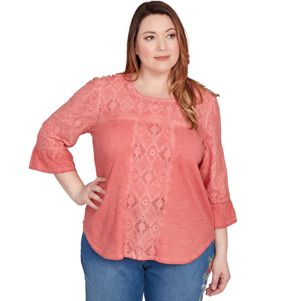 Plus Women's Diamond Textured Spliced Bell Sleeve Top