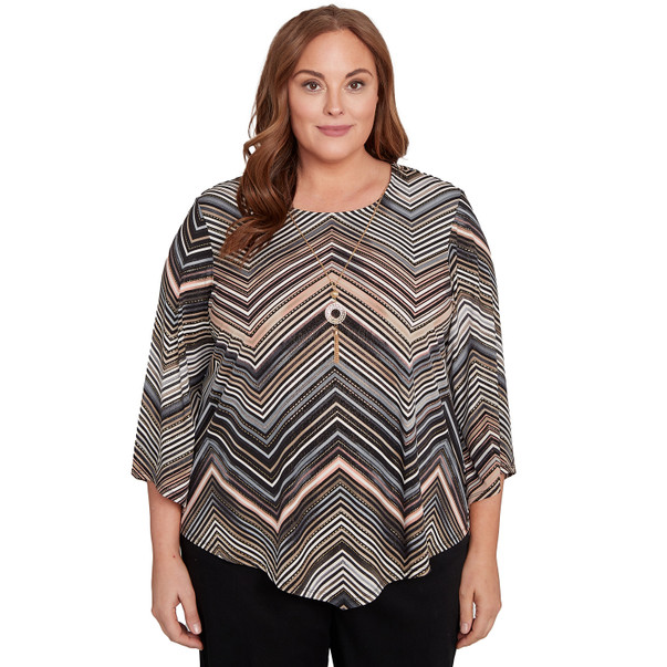 Plus Women's Chevron Stripe Top With Necklace
